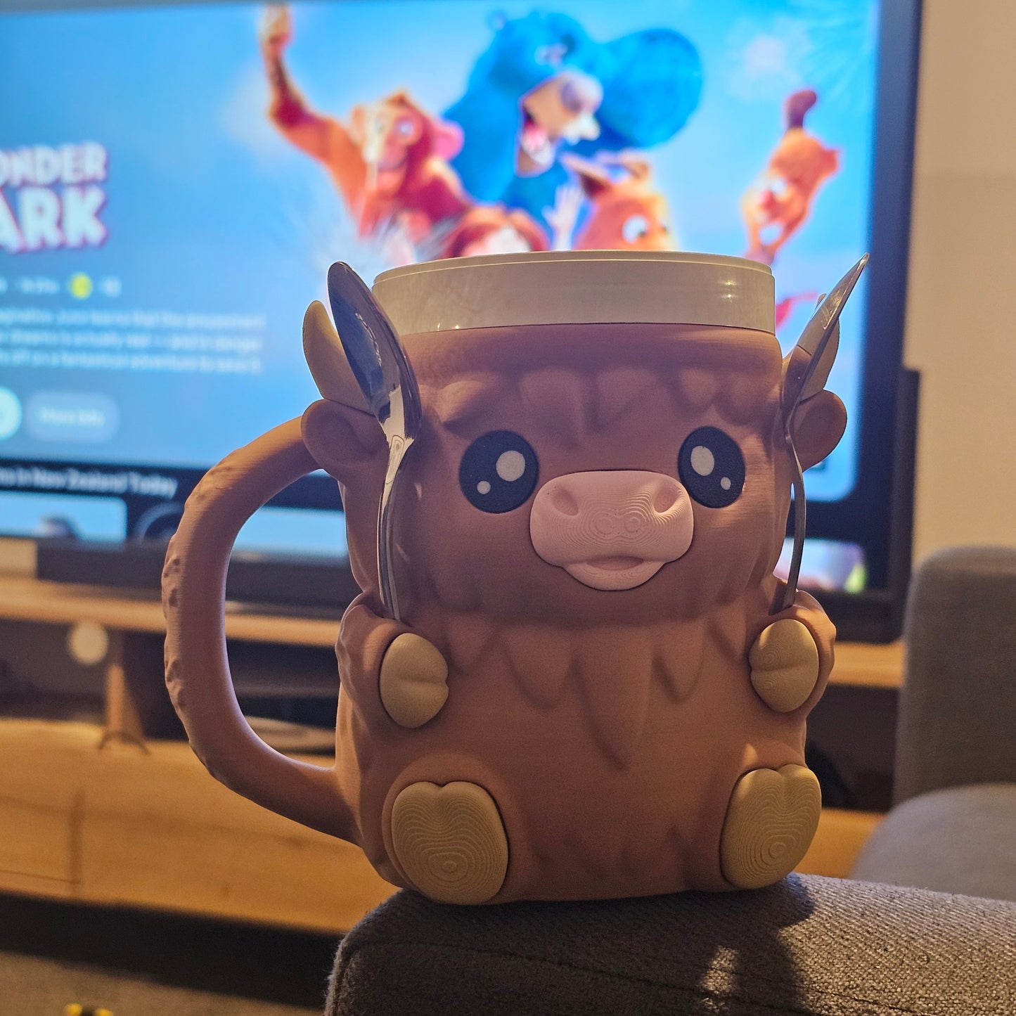 Ferdinand - the Highland Cow Ice Cream Pint Holder