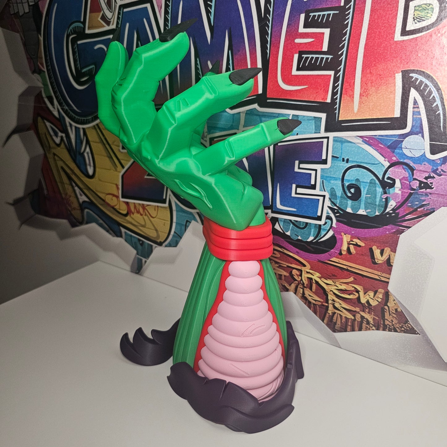 Universal Controller Stand - Piccolo from Dragon Ball